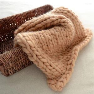 Mantas Manta de bebé de ganchillo de lana tejida a mano Accesorios de pografía nacidos Punto grueso Relleno de cesta tejida gruesa