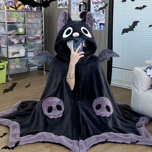 Couvertures Kawaii dessin animé chauve-souris Y2k couverture en peluche pyjamas Anime manteau Costume Halloween manteau pour adultes hiver Ponchos femmes à capuche Cape HKD230922