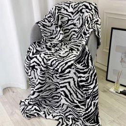 Couvertures tricotées Couverture de sieste Couverture d'impression zèbre Senior Sense Canapé pour quatre saisons 100x150cm