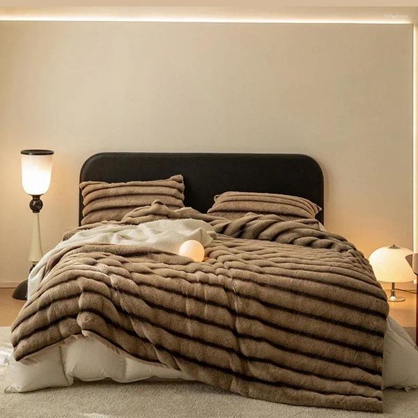 Couvertures légères de luxe en peluche, couverture épaisse haut de gamme, bureau, canapé, sieste, hiver