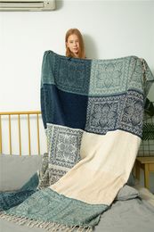 Couvertures Coussin de canapé en chenille méditerranéenne américaine Coloré Bohemian Chenille Plaids Sofa Grande couverture Cobertor avec pompon 230719