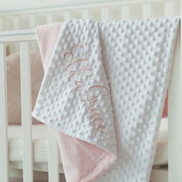 Mantas Nombre personalizado impreso manta de bebé comodidad muñecas para dormir para nacidos niños infantiles envolver ropa de cama de urdimbre