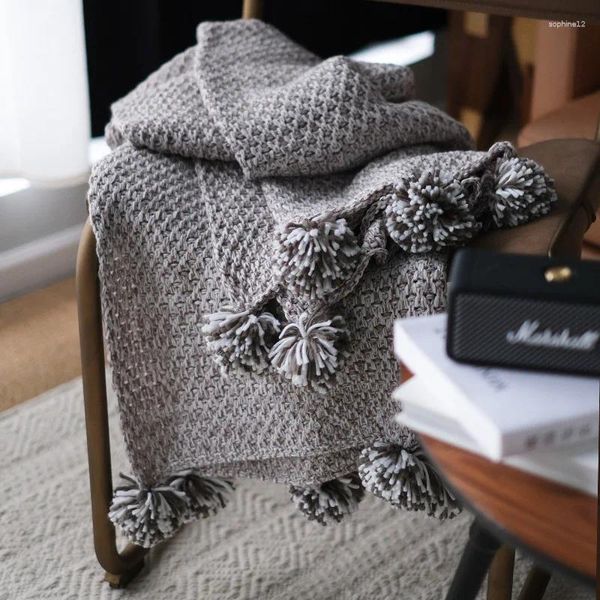 Mantas Nordic Grey Ball Maneta de cama tejida Invierno Invierno espesado suave de tejido de punto de punto