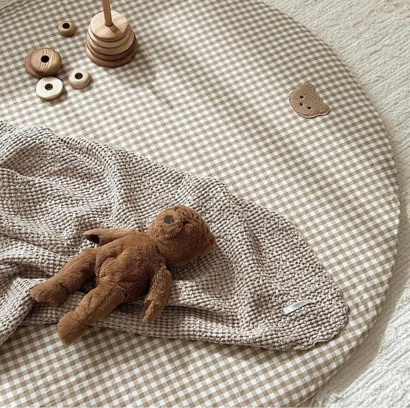 Koce Zagraj w matę okrągły śliczny niedźwiedź haftowany dywan dla niemowląt wyściełany zdejmowany prania dywan dywan dekoracja pokoju dziecięcego 0-12m