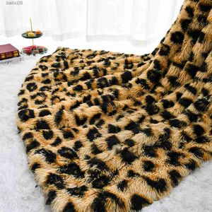 Couvertures Couverture d'impression léopard de luxe douce et confortable Accueil Feuille de couvre-lit Couverture chaude d'hiver Couverture de canapé en fourrure pour la décoration intérieure T230710