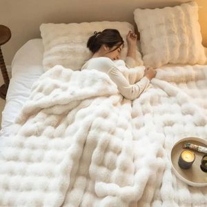 Couvertures couvertures à fourrure Toscana douce et confortable avec toison à bulles double face - parfait pour le canapé de sieste de bureau lit d'hiver chaud