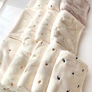 Couvertures Couverture en mousseline chaude en coton doux pour la peau délicate de bébé Serviettes de bain pour bébés nés recevant Swaddle