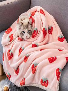 Dekens Aardbei Pink Deken Deken Super zachte warme beddekens voor huisdierenkatten en honden het hele seizoen gezellige flanel pluche deken