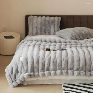Dekens gestreepte dikke imitatie vacht winter warme deken hoogwaardige luxe luxe dubbele fluweel voor bed voor bed comfortabele bank