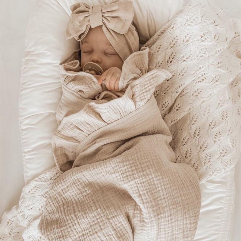 Filtar swaddle filt baby ruffle kant fast bomullsgarn täcker barns luftkonditionering badhandduk