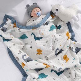 Dekens Swaddling 110x110cm 6 Laag Gaasdeken Cartoon 100 katoen geboren badhanddoek Badjas zacht absorberend herfst winter baby Cradle Quilt 230317