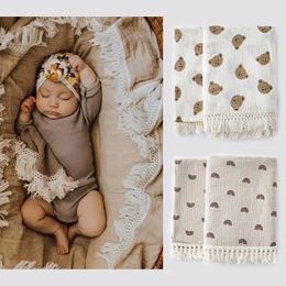 Decken Pucktücher 120 x 100 cm Musselin Pucktuch Baumwolle Erhalten Sie Decken für Neugeborene Badetuch Sommerbettwäsche Babyartikel Mutter Kinder 231208