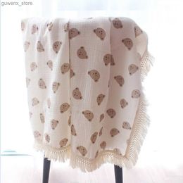 Couvertures Smoulling 2024 Nouveau-Born Borde Coton Coton Princed Bear Infant Gauze Couverture Swaddddddding Blanket Baby Soft Baby Tassel Y240411