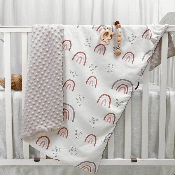 Couvertures Couverture de bébé emmaillotée pour garçons filles nées Super doux et confortable à motifs Minky avec double couche à pois 75 x 100 cm 221203