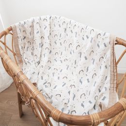 Mantas Swaddling Happyflute 4 capas de algodón de bambú muselina Swaddle bebé manta de pografía nacida envoltura de bebé y toallas de lavado 230923