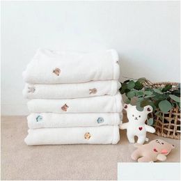 Couvertures Swaddling coréen bébé couverture doux corail polaire mignon dessin animé ours broderie né infantile dddle wrap literie poussette er drop d dh0dd