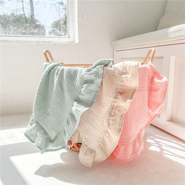 Couvertures Swaddling Mousseline Swaddle Crinkle Cotton Gaze Ruffle Baby Burp Chiffons Couverture Couches en mousseline Babi Serviette de bain 120x120cm 230413