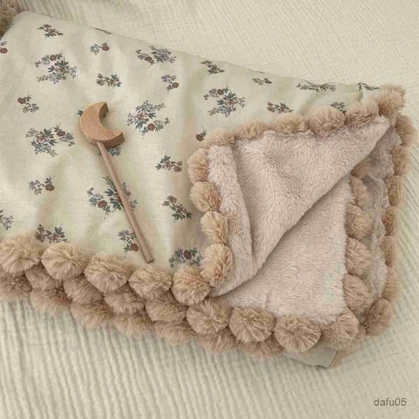 COUVRES SEMBLANTS COUVERTURES D'HIVER HIVER COMBÉRIEUR POMPOM POMPOM BLUSH SPRIGS ET FLORIRS COUVERTURE MINKY COVER COUDRE BABEAGE FLORAL