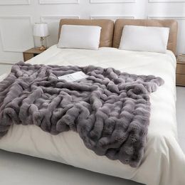 Couvertures épaissies pour lits Plaid jet de couverture de voiture NIP de canapé canapé Sofa Home Cover Big Fleece Imitation Rex Bedpreads