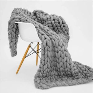 Couvertures Tongdi doux chaud grande couverture en laine grossière tricotée à la main joli cadeau pour l'hiver lit canapé fille toutes saisons sac de couchage 231113
