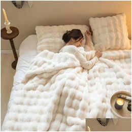 Dekens Warme Toscaanse imitatiebontdeken voor winterwarmte Super comfortabel bed Hoogwaardige bank Drop Delivery Huis Tuintextiel Dhftn