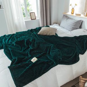 Dekenskin vriendelijke koraal fluweel sofa gooi deken multifunctioneel thuiskantoor reis dutje plaid soft warme warm vier seizoenen beddening coverlet 221203