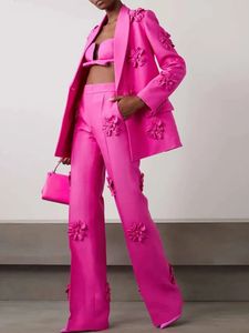 Blazer roze borduurwerkbloemontwerp Dubbele borsten Office Outfits Women Fashion Koreaanse broek Pak Blazer Pants 240510
