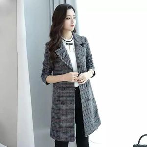 Mélanges Mode Plaid Manteau De Laine Femmes Manteaux De Base Lâche Printemps Automne Femme Double Boutonnage Rembourré Mélange Laine Outwear Femme Élégante