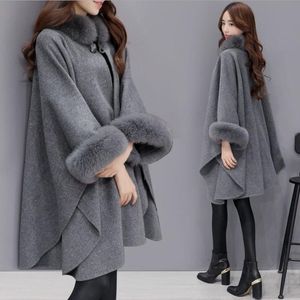 Mélanges Manteau Féminin Élégant Hiver Femmes Capes Fausse Fourrure Écharpe Col De Fourrure Long Manteau De Laine Manteau Dames Mode Veste Lâche Vêtements