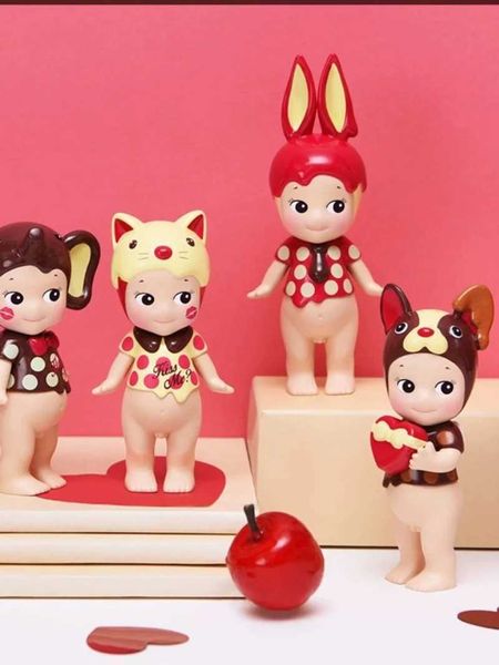 Blind Box 2020 Valentin Day Collection Bound Box Rabbit Cats mignon Girl Gift Cartoon Doll Mysterious Surprise Collectibles T240506