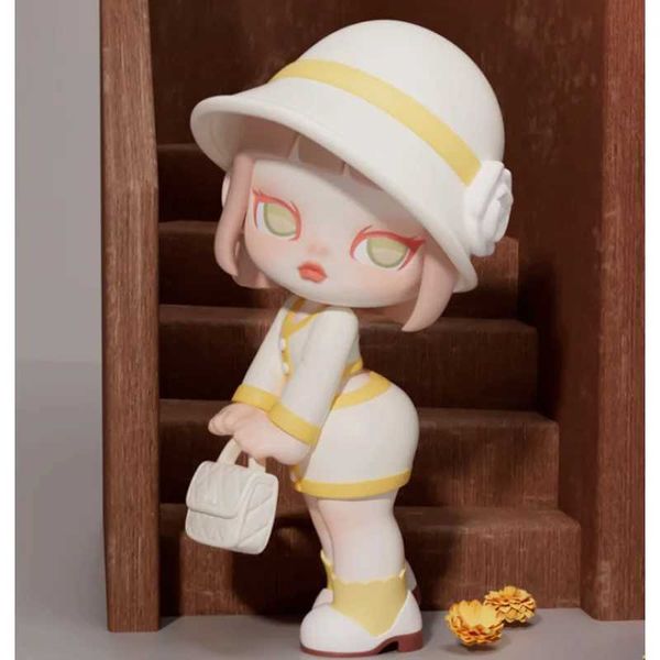 Blind Box Anita Fashion Week Series Mystery Blind Box Cute Action Anime Figure Kawaii Model Designer Toys Doll Gift Y240422