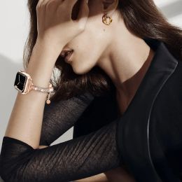 Bling Band compatible avec un bracelet en métal habillé en lands Apple Watch avec pare-chocs en strass pour la série iwatch ultra 8 7 6 5 4 3 2 1
