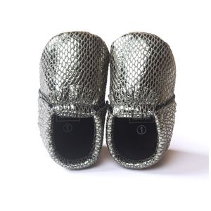 Bling Bebe Garçons Chaussures Beau Noir Nouveau-né Mocassin Bébé Premiers Marcheurs Doux Garçon Chaussettes Balances Bébé Fille Baskets 0 1 2 Année 210413