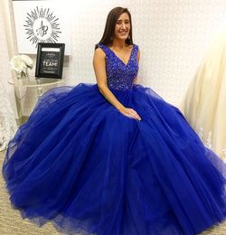 Bling Crystal Top Prom Dresses Avondjurken Royal Blue 2019 V-hals Baljurk Tulle Backless Ploofed Pailletten Lange Pageant Formal Dress Goedkoop