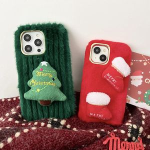 Cajas de piel mullidas de regalo de árbol de Navidad 3D para Iphone 15 Pro 14 13 12 11 XS MAX XR X 8 7 Plus Navidad Feliz Navidad Calcetines de Papá Noel Rojo Verde Suave TPU Cubierta trasera del teléfono cromado