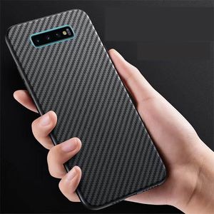 A54 Étuis de luxe en TPU souple en fibre de carbone pour Samsung S23 S22 Ultra Plus A03S 164 166 A13 4G A53 5G A23 Vertical Business Fashion Noir Antichoc Couverture arrière de téléphone portable