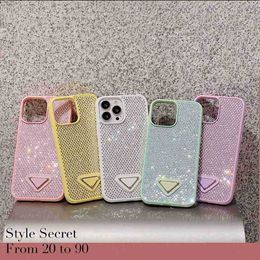 Bling Luxury Glitter Phone Cases pour iPhone 15 14 Pro Max Case Designer de mode Strass Diamant Femmes Couverture arrière i 13 Promax 12 11 Triangle P b2