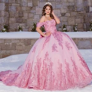 Bling roze quinceanera jurken van de schouderbal prom jurk voor speciale ocn bead bow tie sweet 15 Vestidos