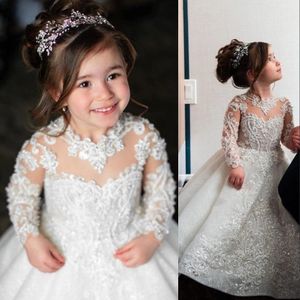 Bling Princess Flower Girl Robes Sweep Train Jewel Neck Neck Sleevevs Lace Perles de cristal paillettes Bow Gilrs Pageant Little Kids First Communion Robe 403