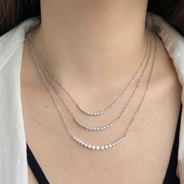 Bling S925 Collier de tennis en argent sterling Designer pour femme Glacé 5A Zircone Pendentifs en diamant rond Femmes Colliers ras du cou de luxe Bijoux de mariage Coffret cadeau