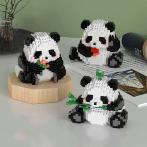 Blocs 2023 Animal mignon Animal Kawaii Panda Micro Building Blocs Mode Mini Bricks Figure Une boîte de trois jeux d'assemblage Toys for Kid Gifts