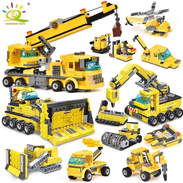 Bloqueos Huiqibao Toys 693pcs 8in1 Ingeniería de camiones Crane Bulldozer Car City Bricks Juego para niños Niños 220826