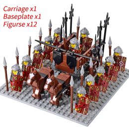 Bloqueos Caballeros medievales Mini Figuras de acción construyendo carro romano Soldado Guerra Guerra de caballos Juguetes para niños Regalo 230814
