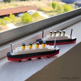 Blokken Titanic Break In Half Met Case Model Bouwstenen Boot Cruiseschip Schipbreuk Kits Creatieve Ideeën Sets Speelgoed Geschenken R230701
