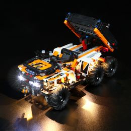 Blokken Vonado LED -verlichtingsset voor 42139 All Terrain Vehicle Collectible Bricks Light Kit Niet inbegrepen Building Model 230814