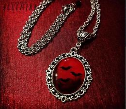 Blood and Bat Dracula Inspired Resin Collier Black Witch Witchcraft4734105