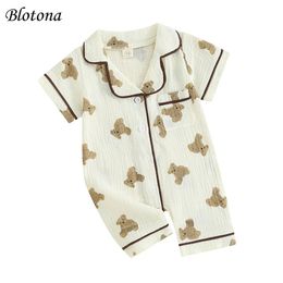 Blotona Baby Boys Girls Summer Jumpsuit Pyjama Korte mouw Rapelbeer afdrukken Knop Sleepwear 024 Months 240325