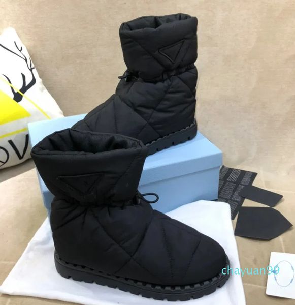 Botte de ski rembourrée par soufflage chaussures pour temps froid hiver chaud matelassé en nylon cheville bottes de neige de luxe designer mode édredon antidérapant demi-chaussons usine pour femmes