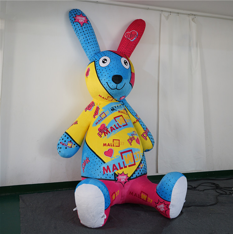 Blue Art Inflatable Rabbit Inflatables Balloon Mascot With LED Light and CE Blower For Outside Decoration