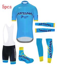 Blauw ASTANA Cycling Team Jersey Zomer Pro Fietsshirt Kleding Heren Bib Gel Bike Shorts Set Maillot Mouwen Warmers inclusief arm9993267